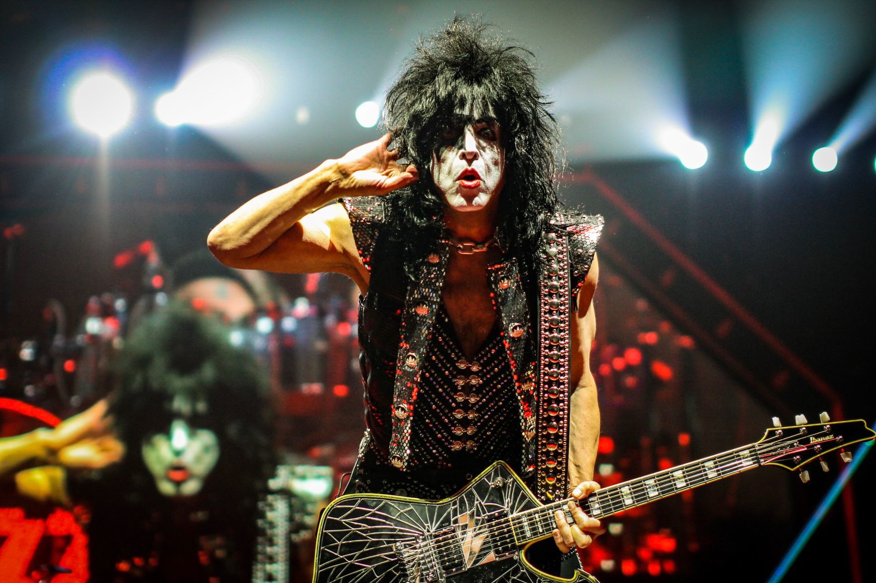 KISS